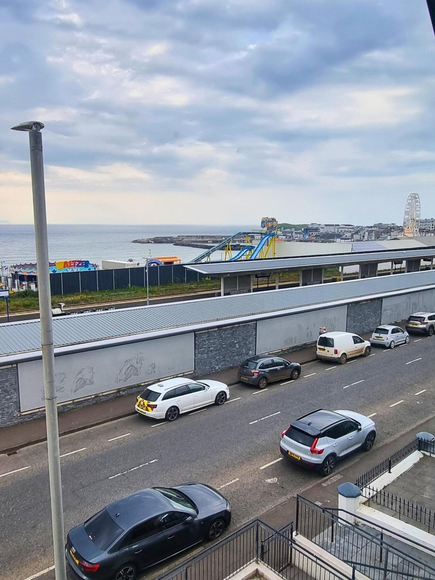 6 Golf Terrace - Portrush By The Sea Διαμέρισμα Εξωτερικό φωτογραφία