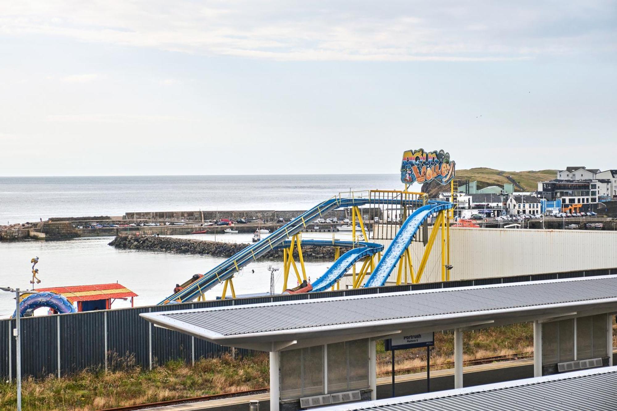 6 Golf Terrace - Portrush By The Sea Διαμέρισμα Εξωτερικό φωτογραφία